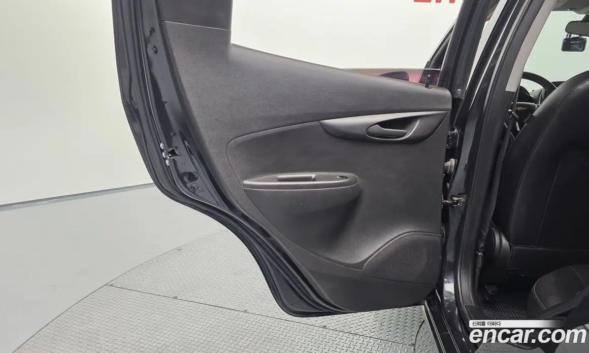 Chevrolet Spark 2016 1.0 автомат (гидро), фото 15