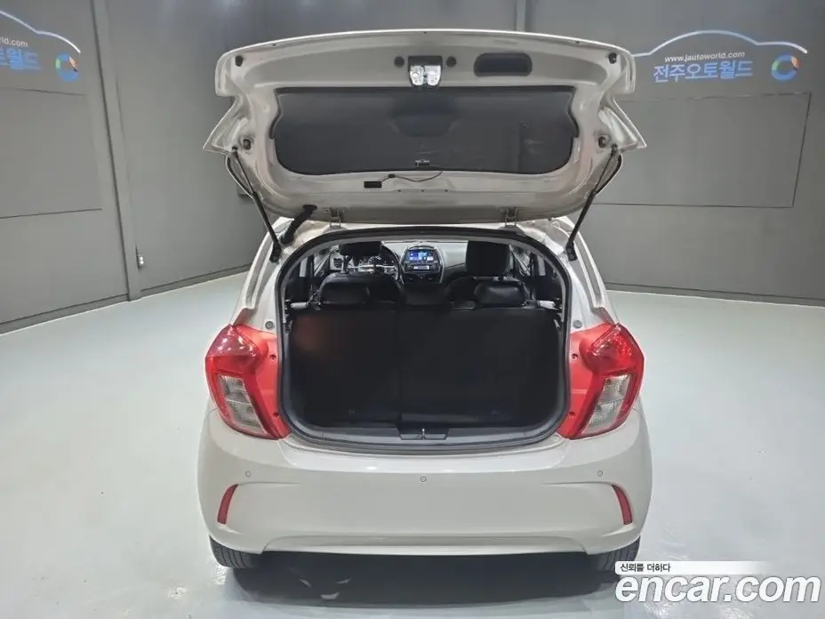 Chevrolet Spark 2016 1.0 автомат (гидро), фото 18