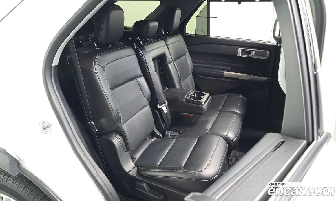 Ford Explorer 2022 2.3 автомат (гидро), фото 18