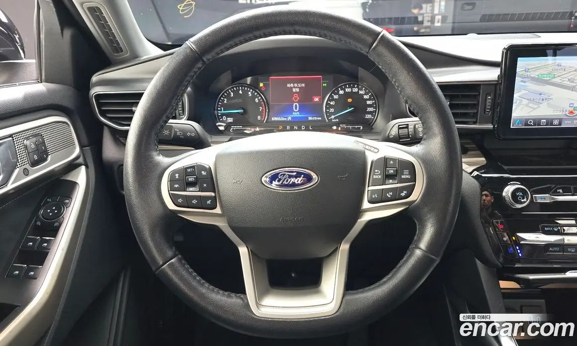 Ford Explorer 2022 2.3 автомат (гидро), фото 21