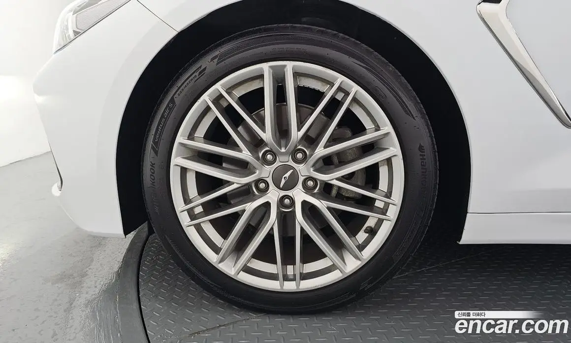 Genesis G70 2019 2.0 автомат (гидро), фото 5