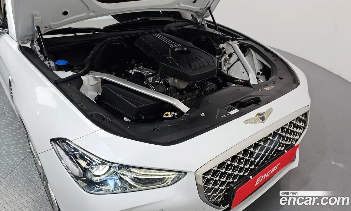 Genesis G70 2019 2.0 автомат (гидро), фото 6