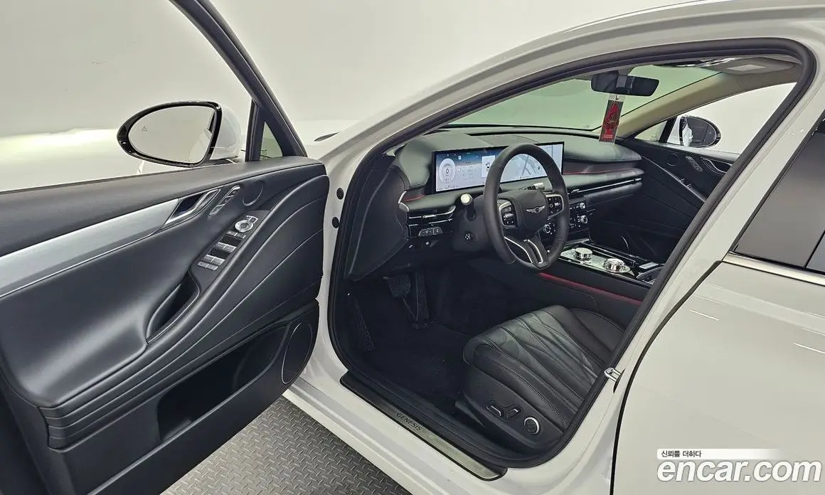 Genesis G80 2025 2.5 автомат (гидро), фото 12