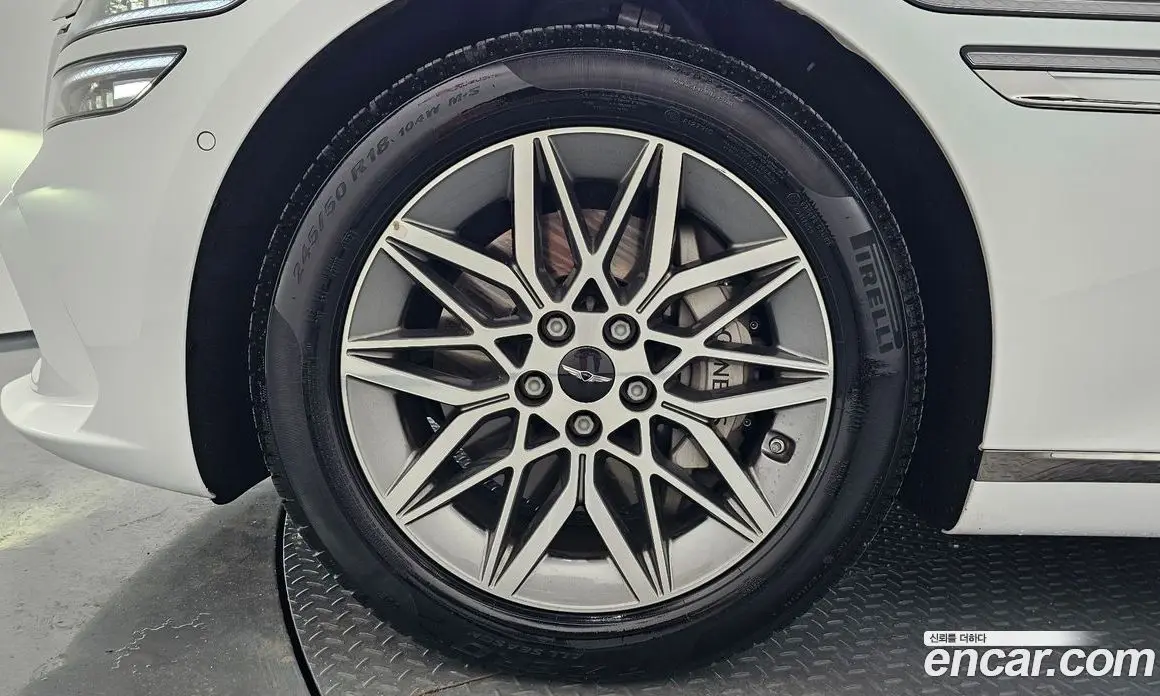 Genesis G80 2025 2.5 автомат (гидро), фото 4