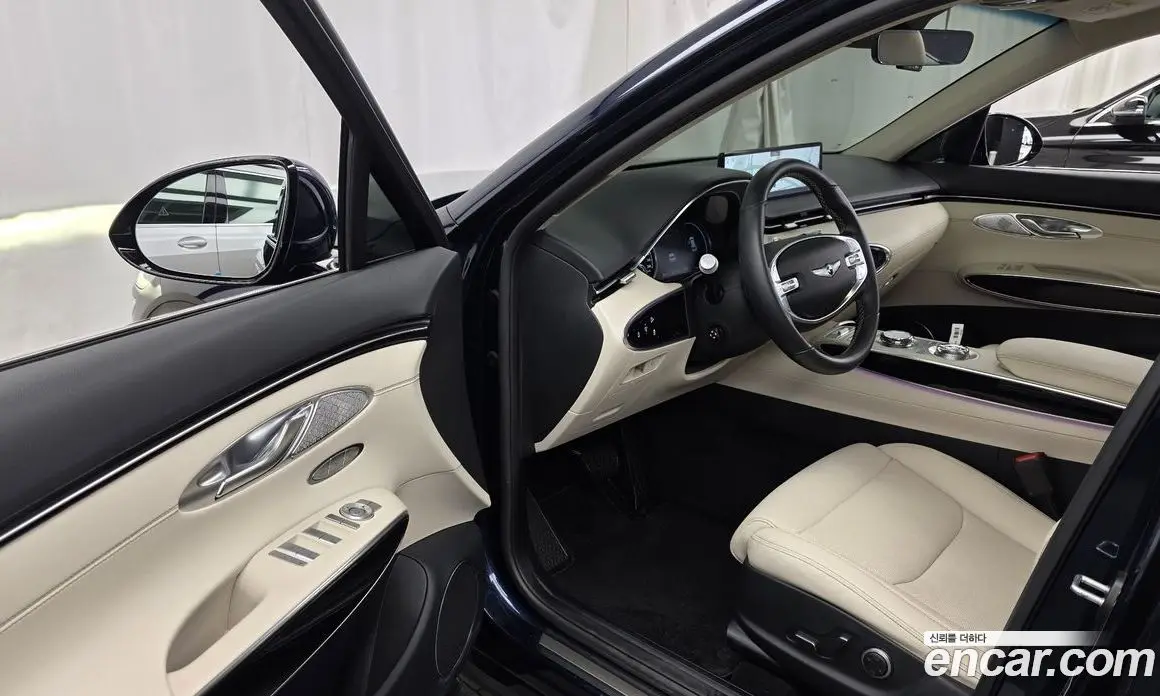 Genesis GV70 2022 2.5 автомат (гидро), фото 13