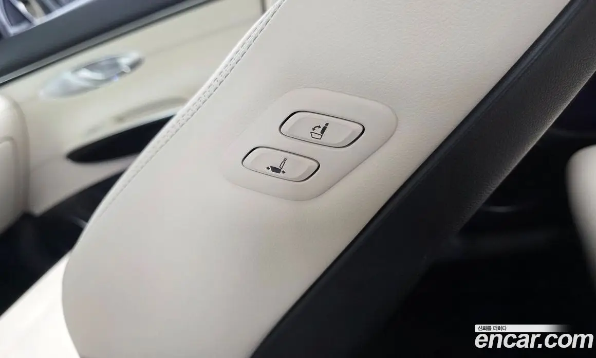 Genesis GV70 2022 2.5 автомат (гидро), фото 32
