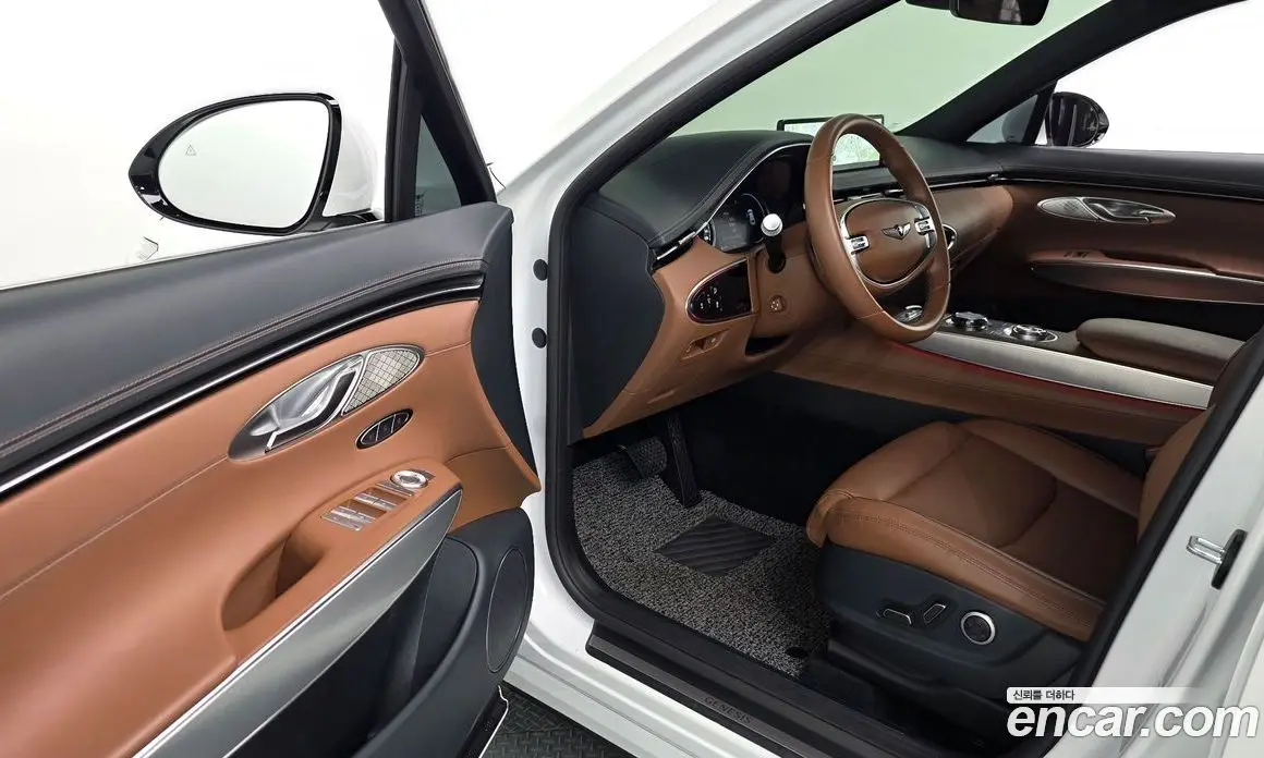 Genesis GV70 2023 2.5 автомат (гидро), фото 13