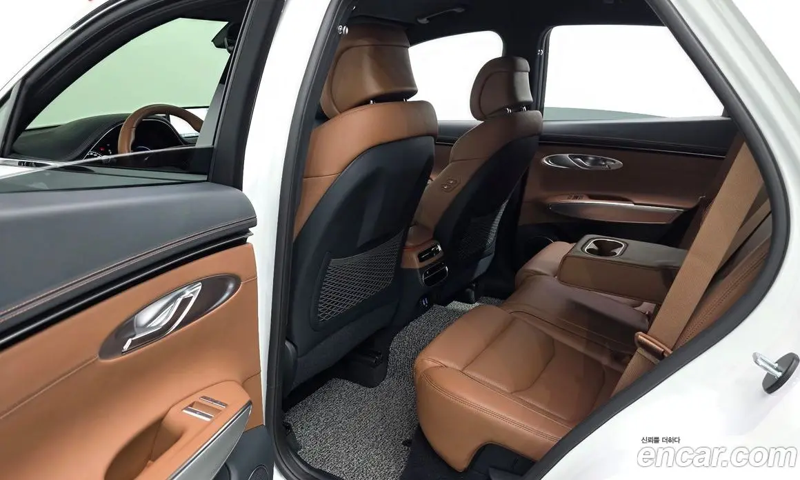 Genesis GV70 2023 2.5 автомат (гидро), фото 17
