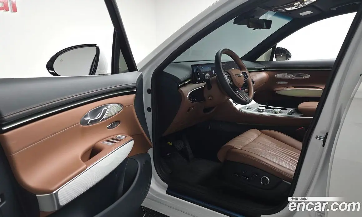 Genesis GV70 2024 2.5 автомат (гидро), фото 12