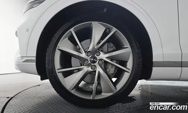 Genesis GV70 2024 2.5 автомат (гидро), миниатюра 4