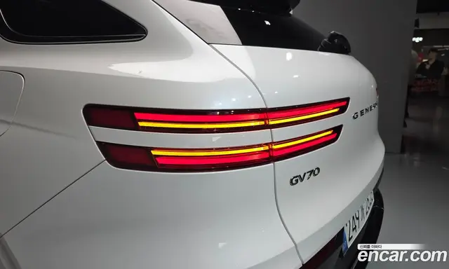 Genesis GV70 2024 2.5 автомат (гидро), миниатюра 8