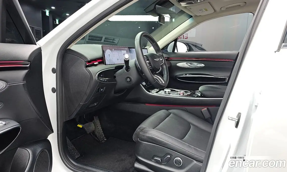Genesis GV70 2024 2.5 автомат (гидро), фото 13