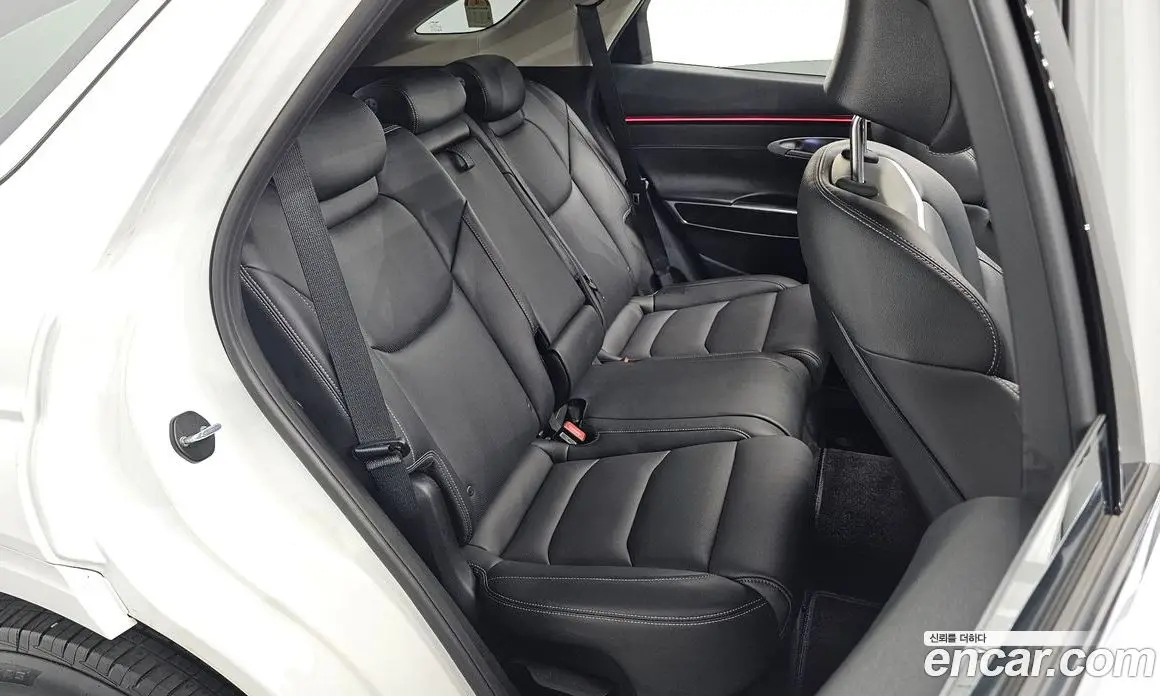 Genesis GV70 2024 2.5 автомат (гидро), фото 17