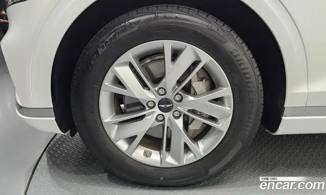 Genesis GV70 2024 2.5 автомат (гидро), миниатюра 5