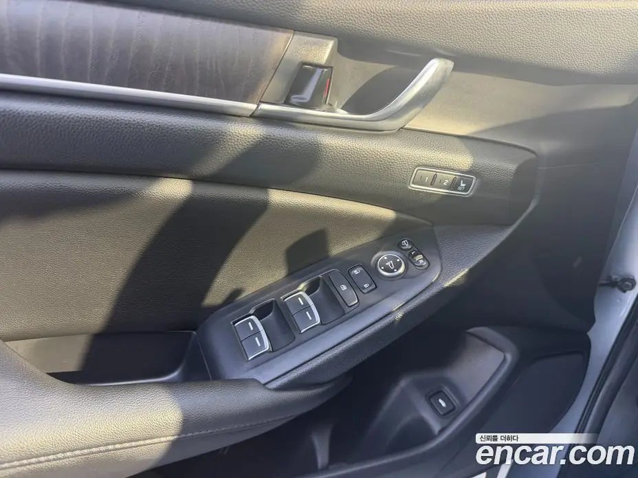 Honda Accord 2019 2.0 автомат (гидро), фото 16 Honda Accord 2019 2.0 автомат (гидро), фото 16