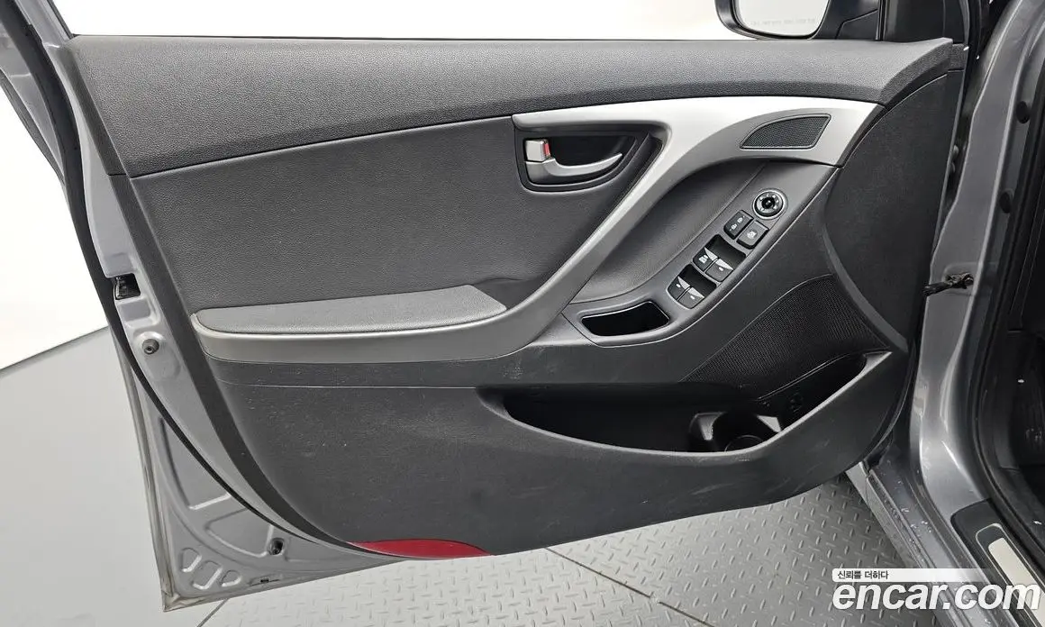 Hyundai Avante 2014 1.6 автомат (гидро), фото 14
