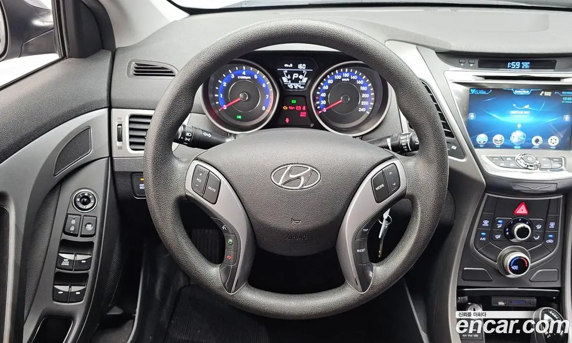 Hyundai Avante 2014 1.6 автомат (гидро), фото 19