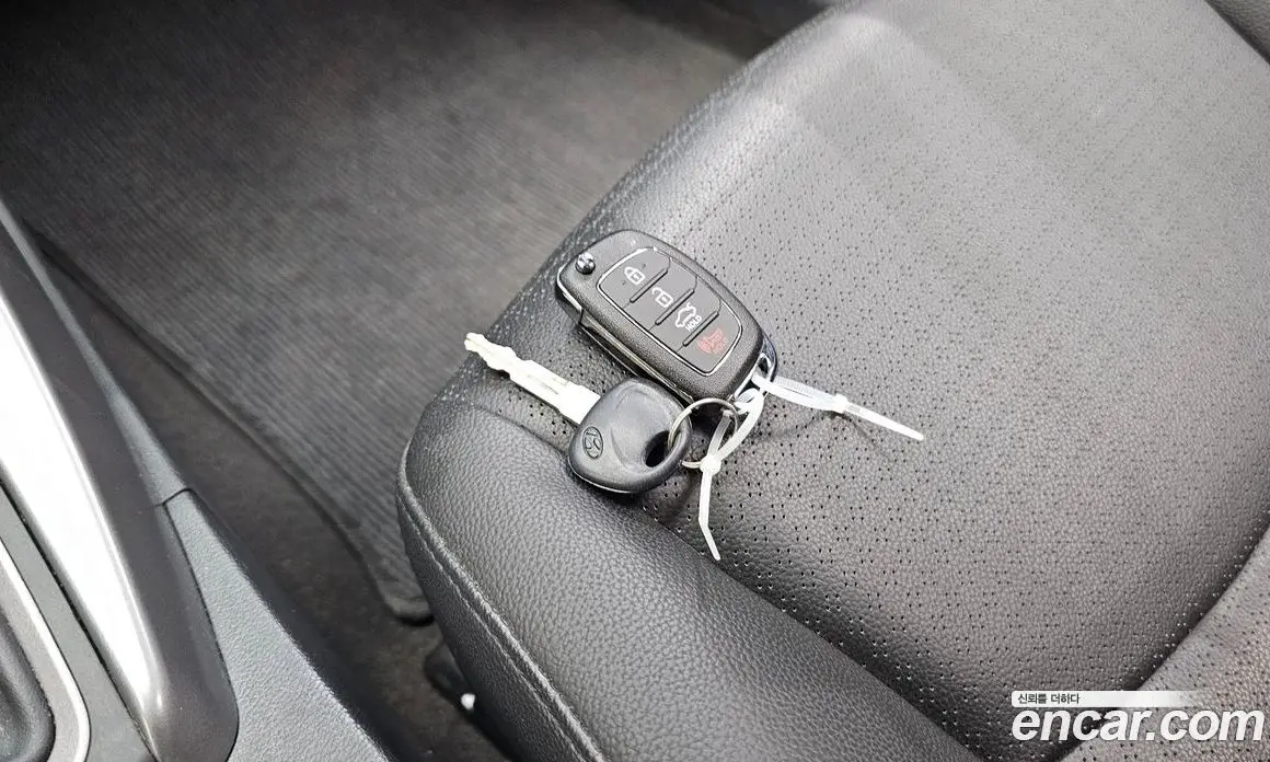Hyundai Avante 2014 1.6 автомат (гидро), фото 26