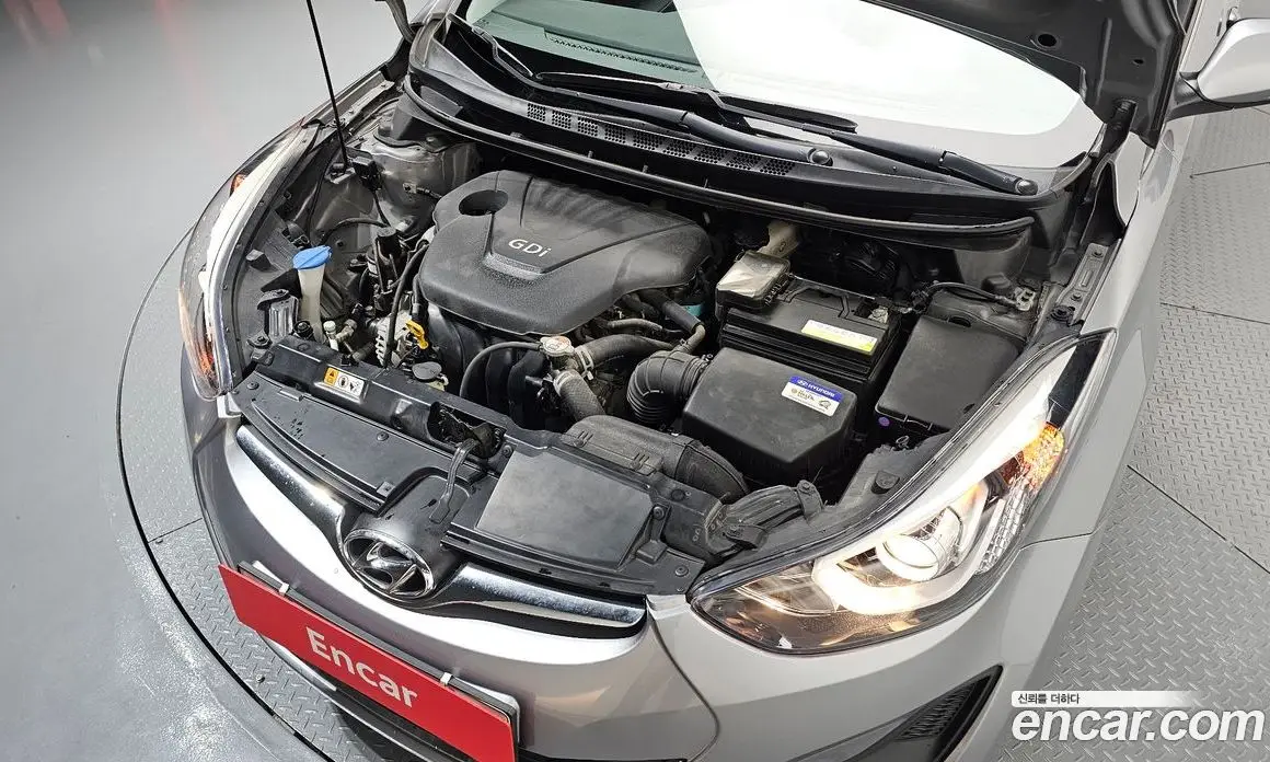 Hyundai Avante 2014 1.6 автомат (гидро), фото 6