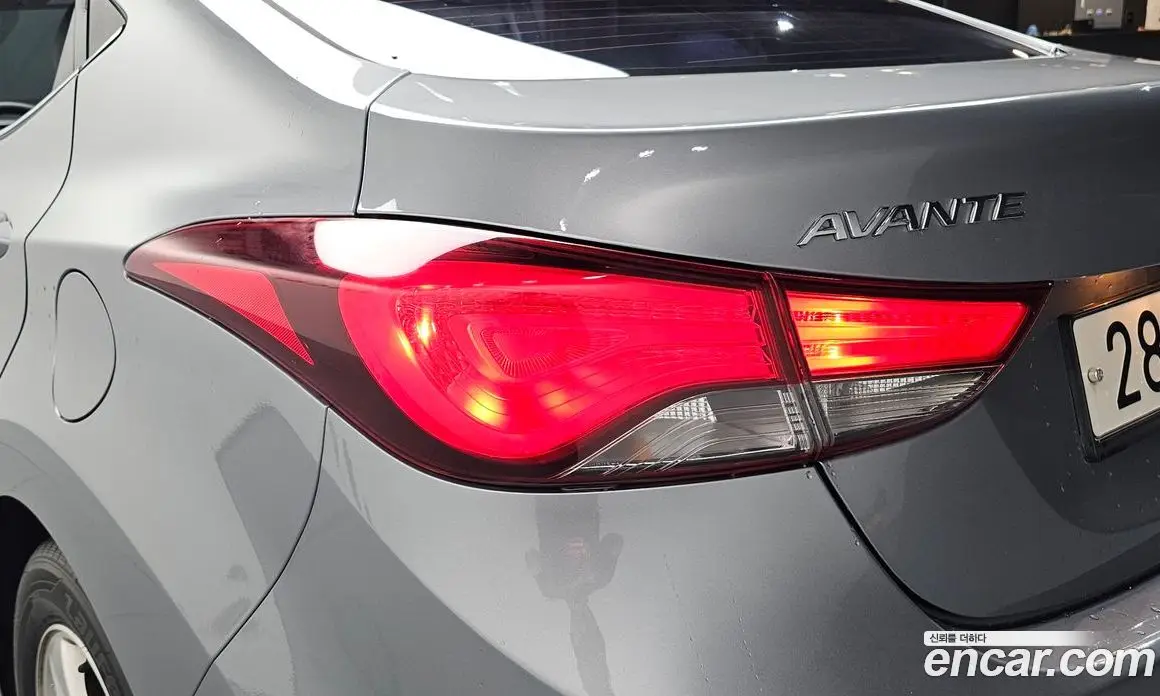 Hyundai Avante 2014 1.6 автомат (гидро), фото 9