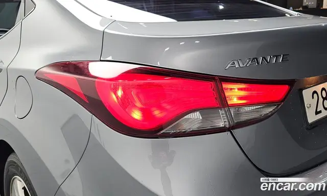 Hyundai Avante 2014 1.6 автомат (гидро), миниатюра 9