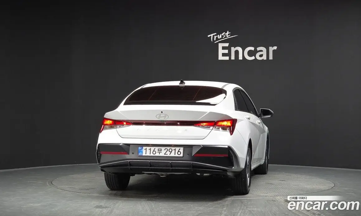 Hyundai Avante 2025 1.6 автомат (гидро), фото 4