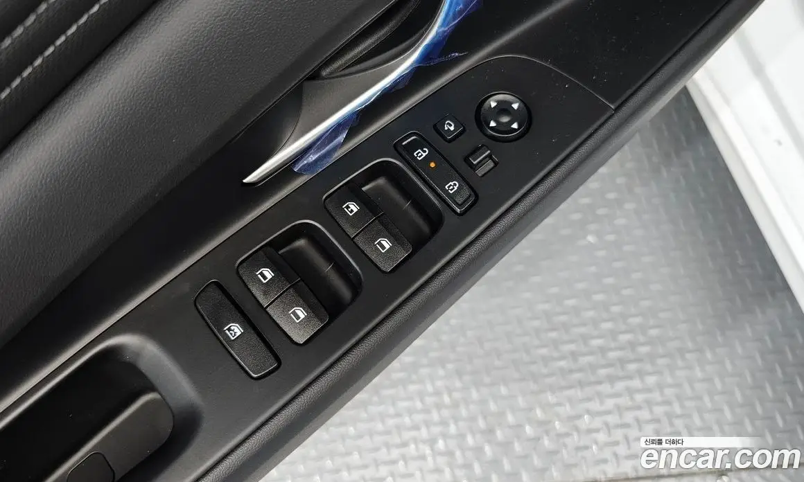 Hyundai Avante 2026 1.6 автомат (гидро), фото 12