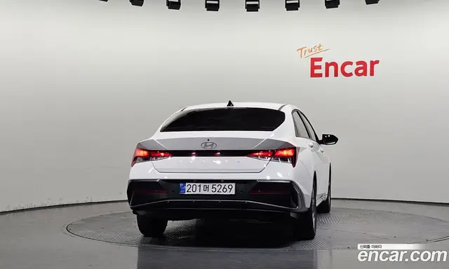 Hyundai Avante 2026 1.6 автомат (гидро), миниатюра 4