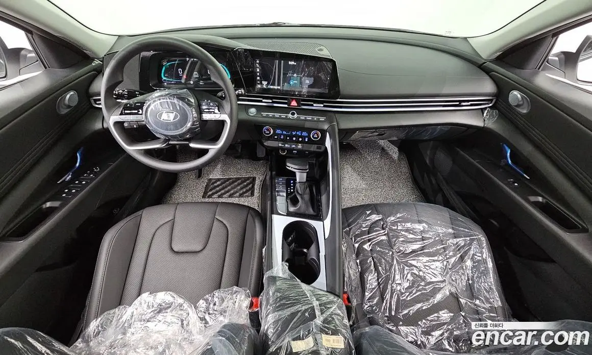 Hyundai Avante 2026 1.6 автомат (гидро), фото 7