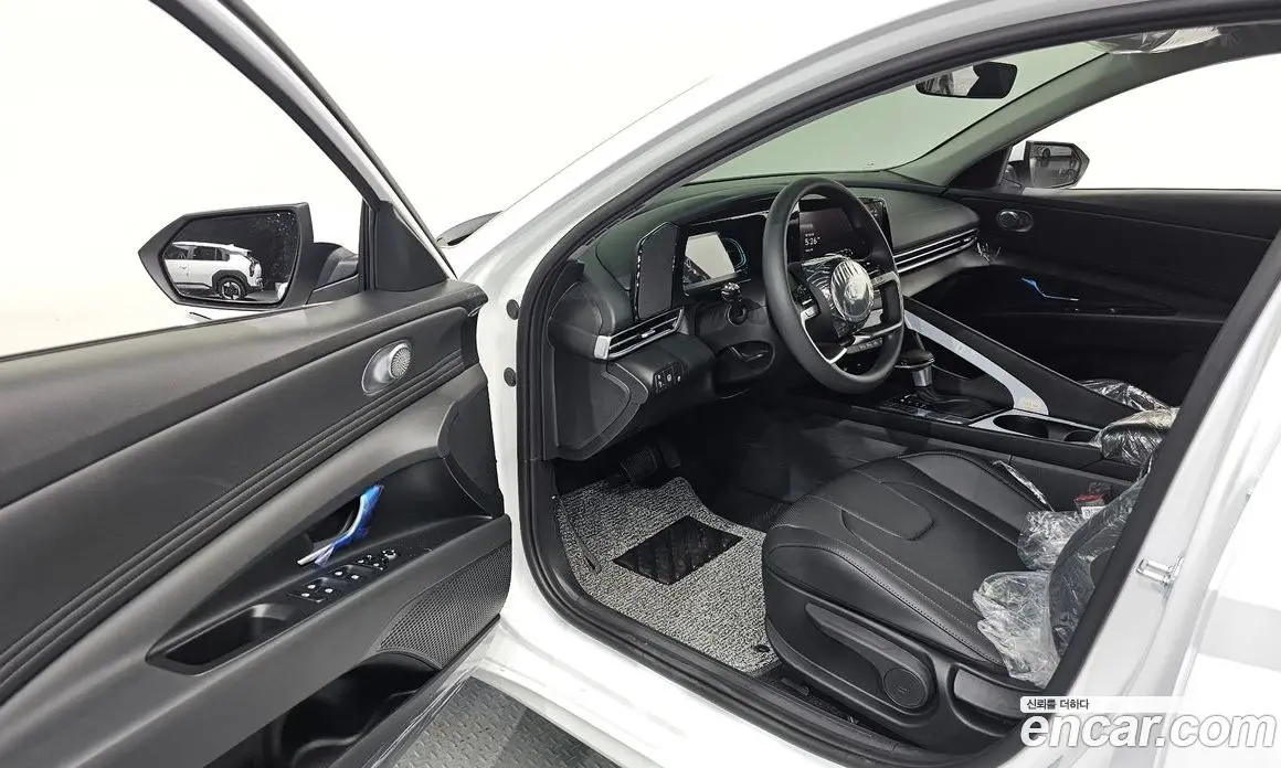 Hyundai Avante 2026 1.6 автомат (гидро), фото 10