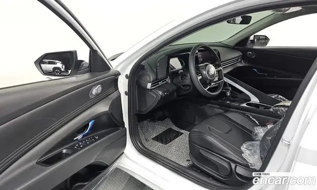 Hyundai Avante 2026 1.6 автомат (гидро), миниатюра 10