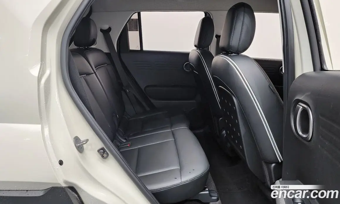 Hyundai Casper 2022 1.0 автомат (гидро), фото 17