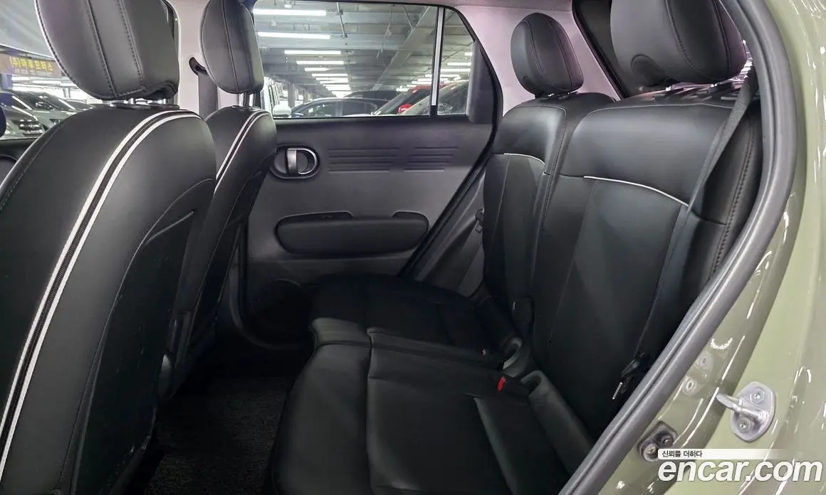 Hyundai Casper 2023 1.0 автомат (гидро), фото 6