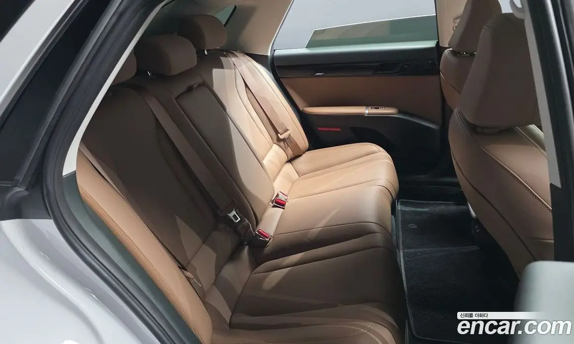 Hyundai Grandeur 2024 2.5 автомат (гидро), фото 17