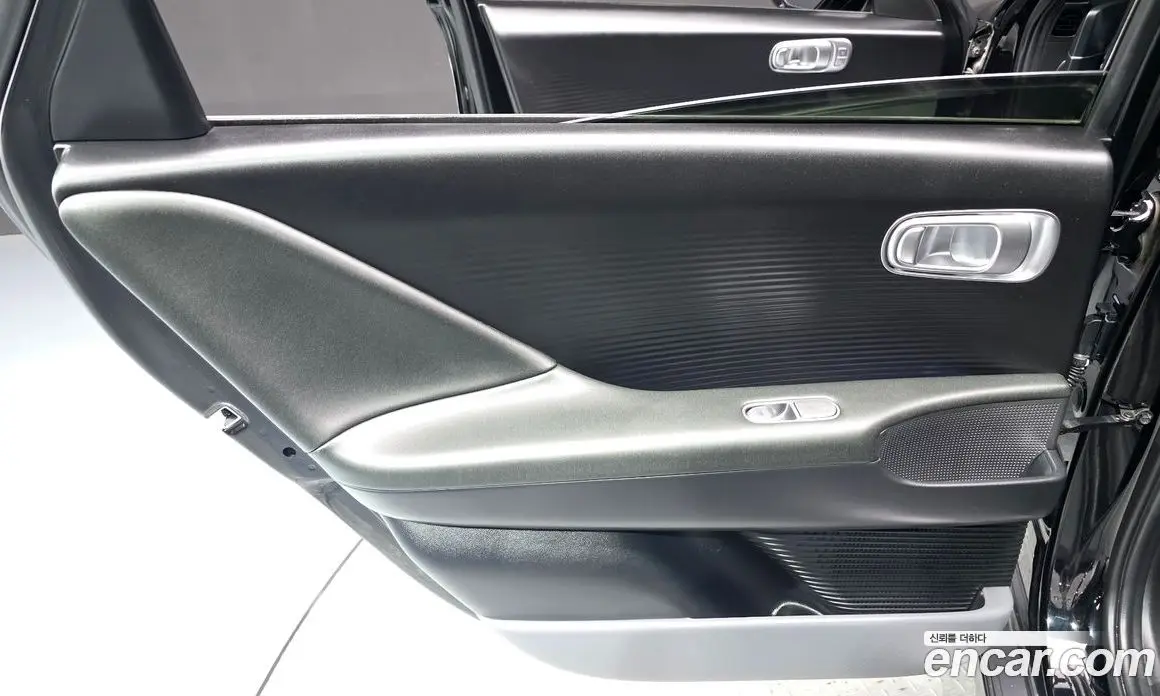 Hyundai Ioniq 6 2024 0.1 автомат (гидро), фото 15