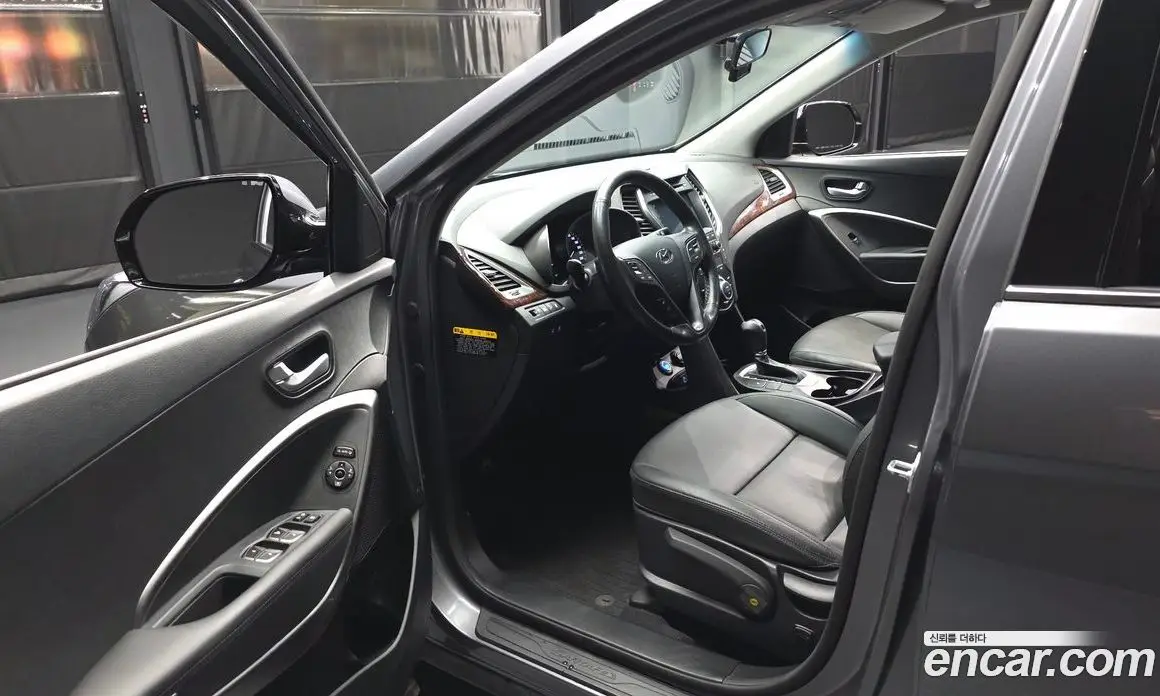Hyundai Santa Fe 2015 2.0 автомат (гидро), фото 13