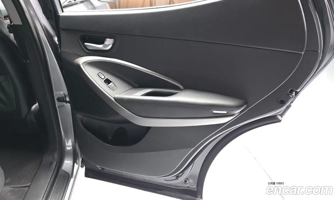 Hyundai Santa Fe 2015 2.0 автомат (гидро), фото 15