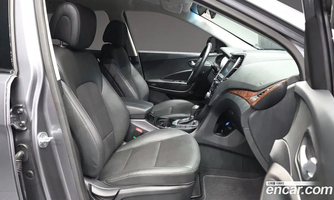 Hyundai Santa Fe 2015 2.0 автомат (гидро), фото 17
