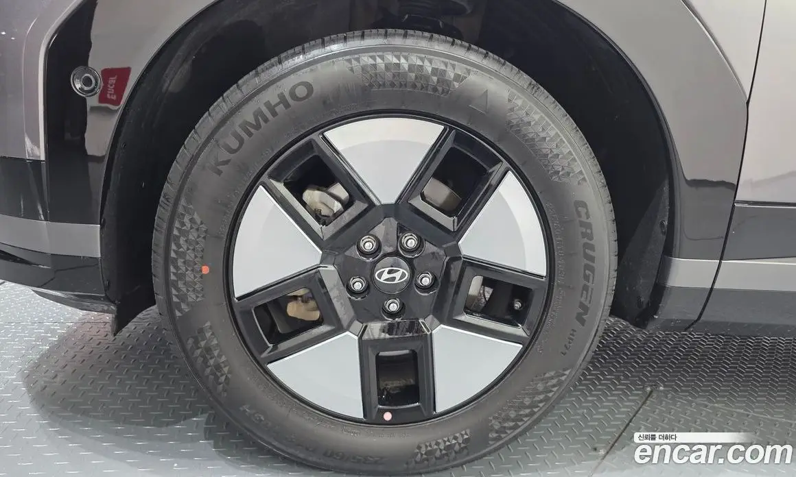 Hyundai Santa Fe 2024 1.6 автомат (гидро), фото 4