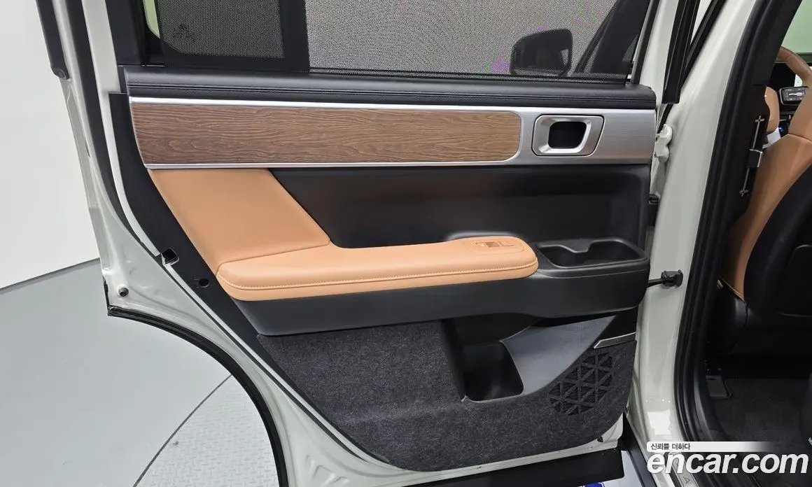 Hyundai Santa Fe 2025 1.6 автомат (гидро), фото 15