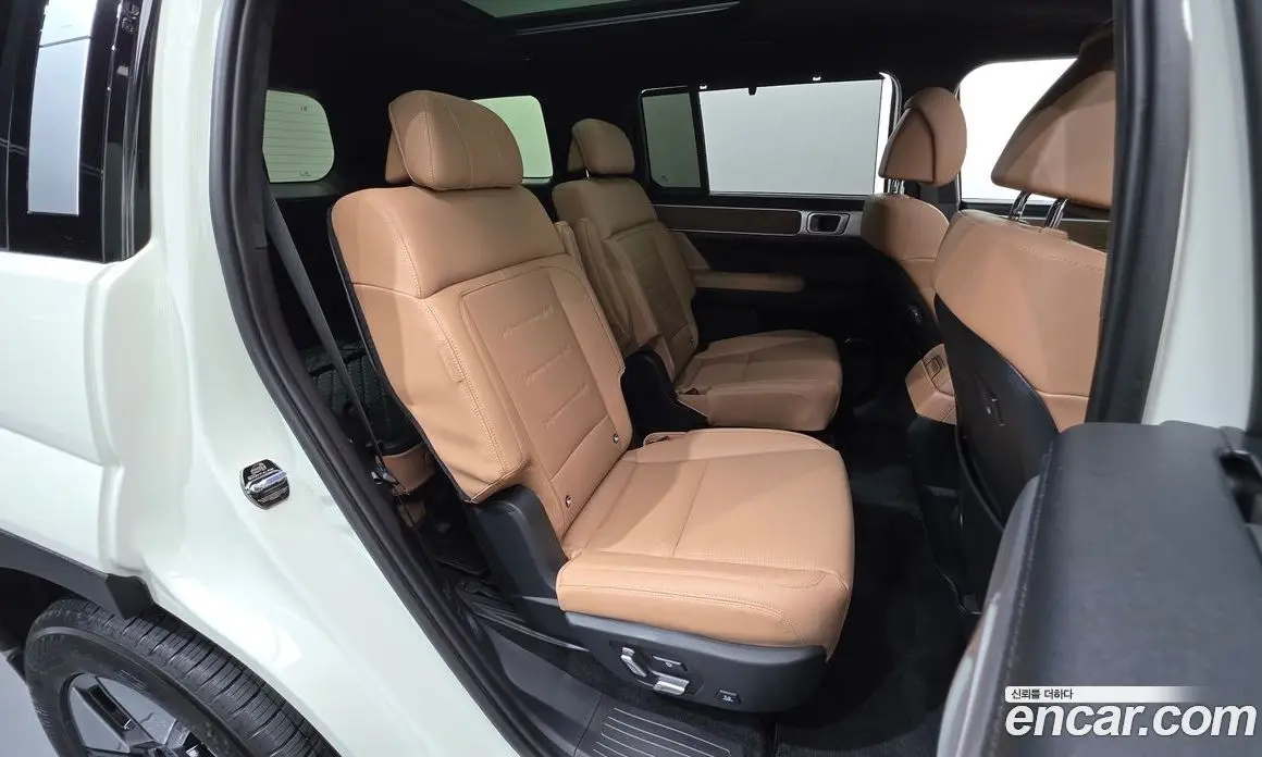 Hyundai Santa Fe 2025 1.6 автомат (гидро), фото 37