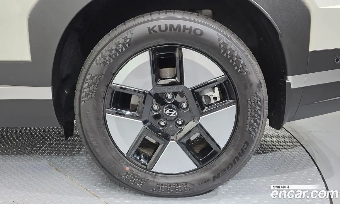 Hyundai Santa Fe 2025 1.6 автомат (гидро), фото 7