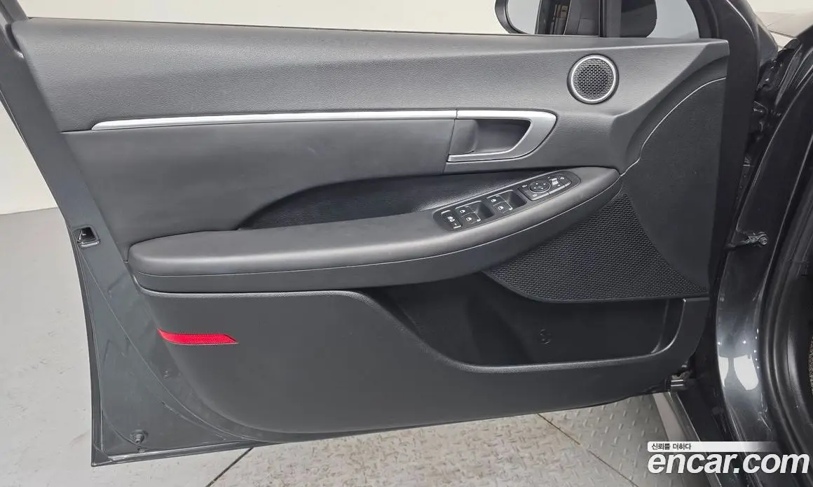 Hyundai Sonata 2021 2.0 автомат (гидро), фото 14