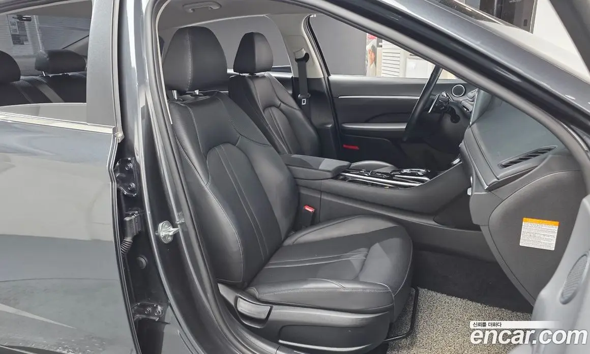 Hyundai Sonata 2021 2.0 автомат (гидро), фото 16
