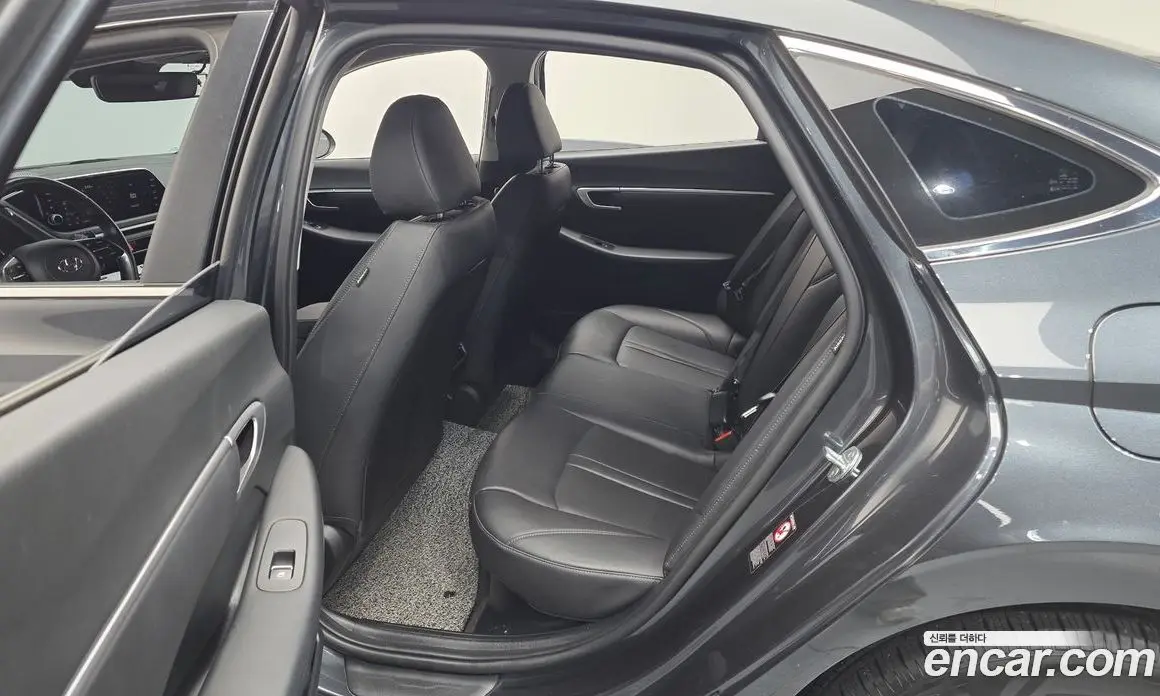 Hyundai Sonata 2021 2.0 автомат (гидро), фото 17