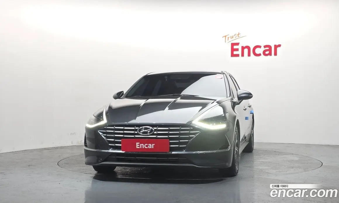 Hyundai Sonata 2021 2.0 автомат (гидро), фото 3