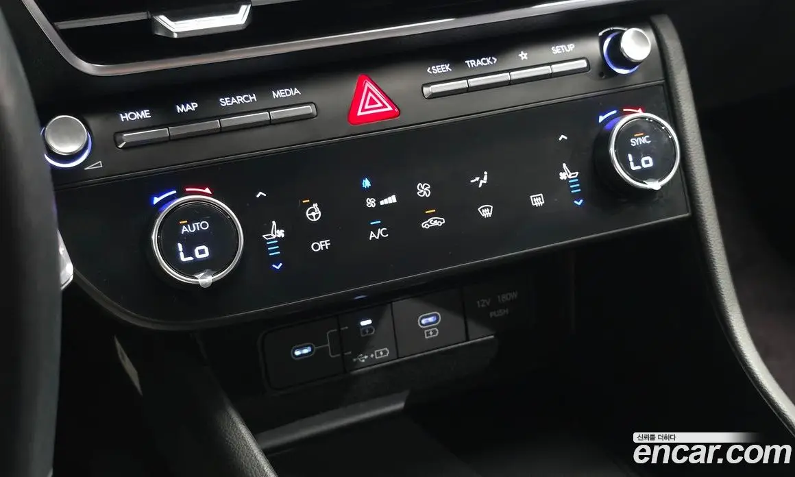 Hyundai Sonata 2023 2.0 автомат (гидро), фото 24