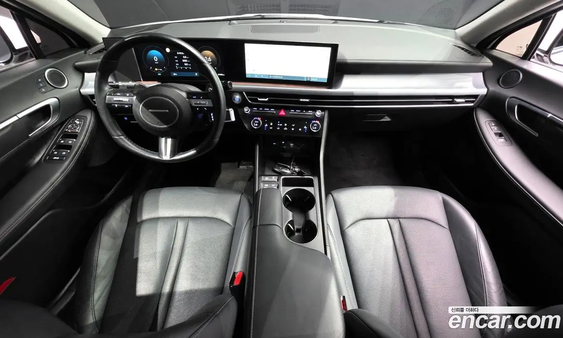 Hyundai Sonata 2023 2.0 автомат (гидро), фото 10