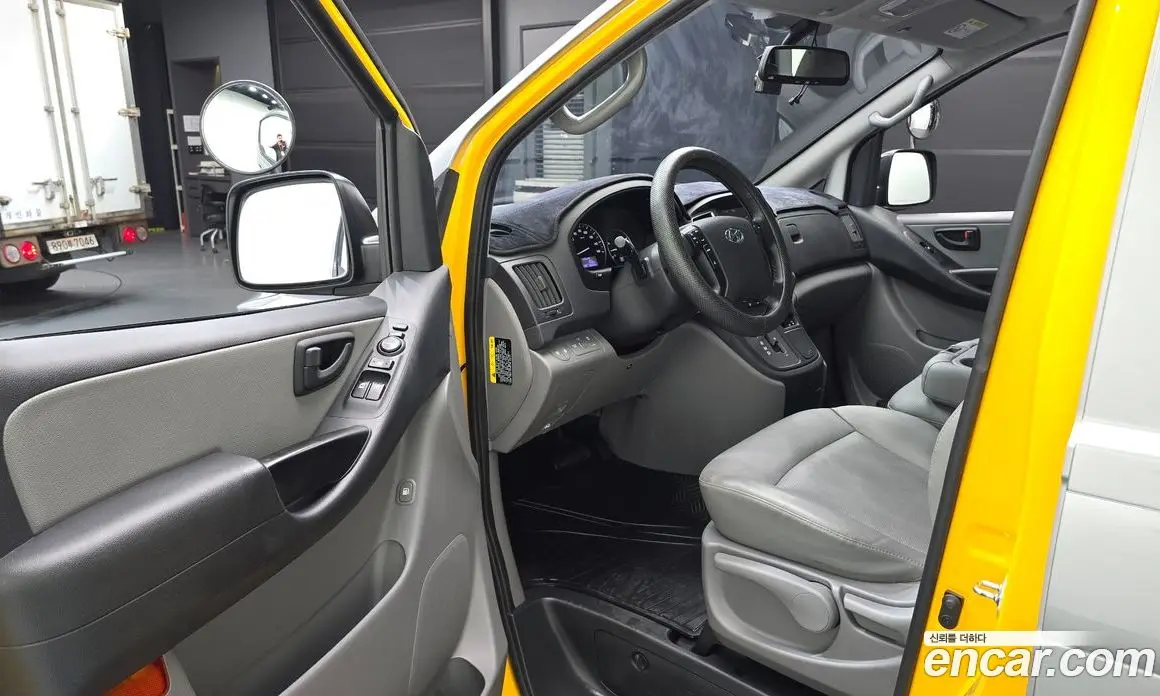 Hyundai Starex 2020 2.5 автомат (гидро), фото 13