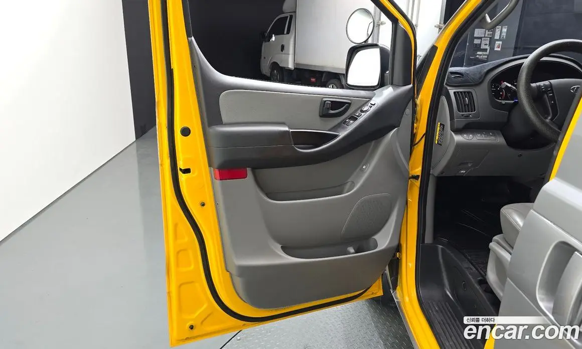 Hyundai Starex 2020 2.5 автомат (гидро), фото 14